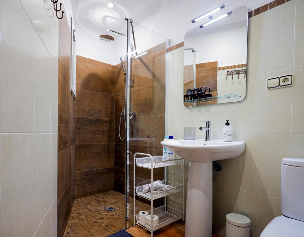 Cozy Apartment Near The Center, Torres De Serrano Valencia Luaran gambar